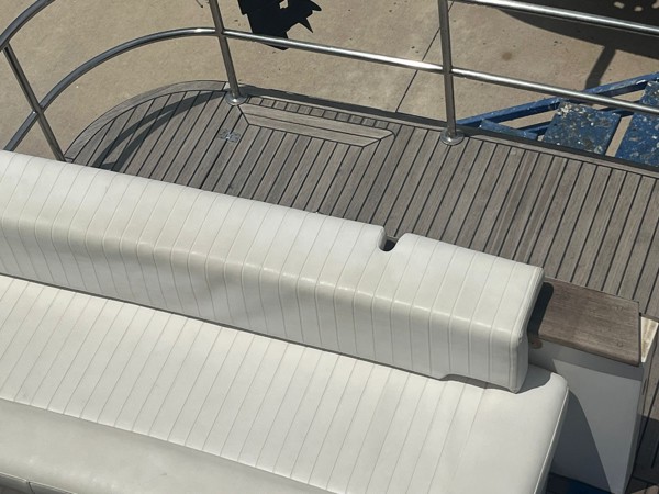 2012 VIKING MARIN 34 SEDAN