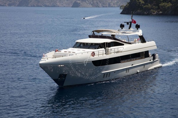 2014 HG YACHT 32M