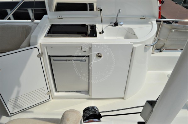 2015 BENETEAU SWIFT TRAWLER 44
