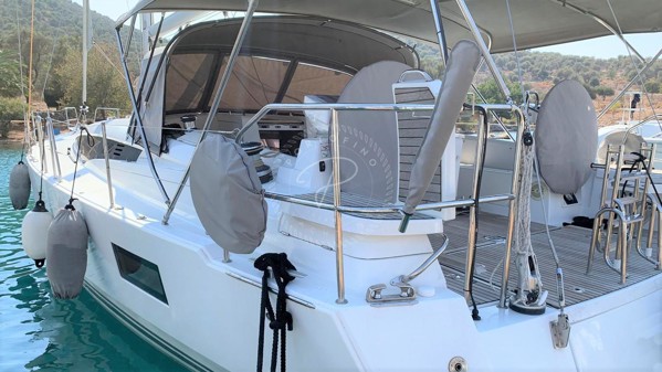 2018 JEANNEAU 51