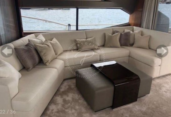 2012 PRINCESS 72 FLY