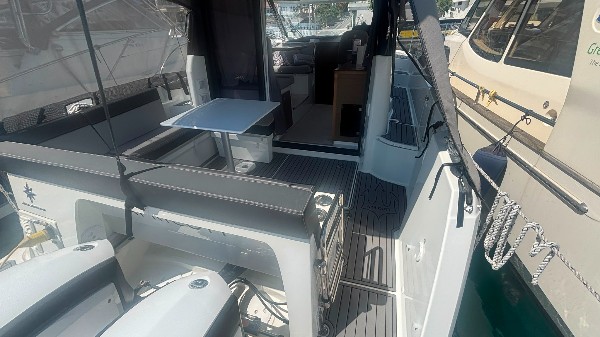 2017 JEANNEAU MERRY FISHER 895