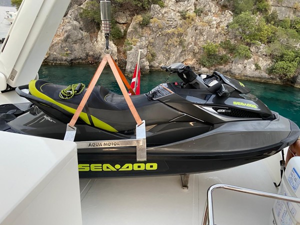 2010/2021 NUMARINE 78 FLY