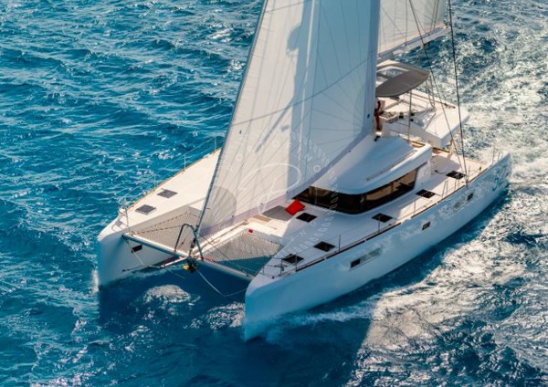 2020 LAGOON 52 F 