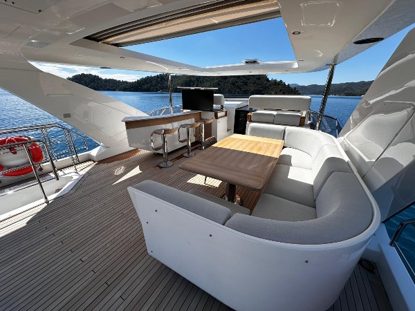 2022 AZIMUT GRANDE 27