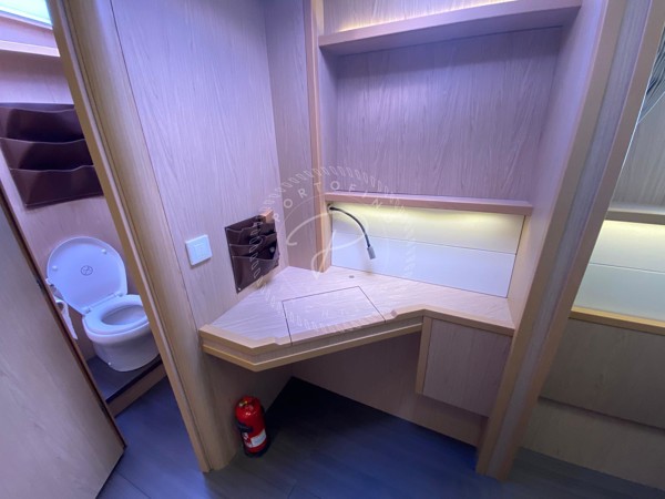 2013 LAGOON 52