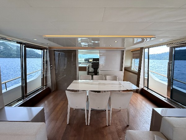 2020 MONTE CARLO YACHTS MCY 80