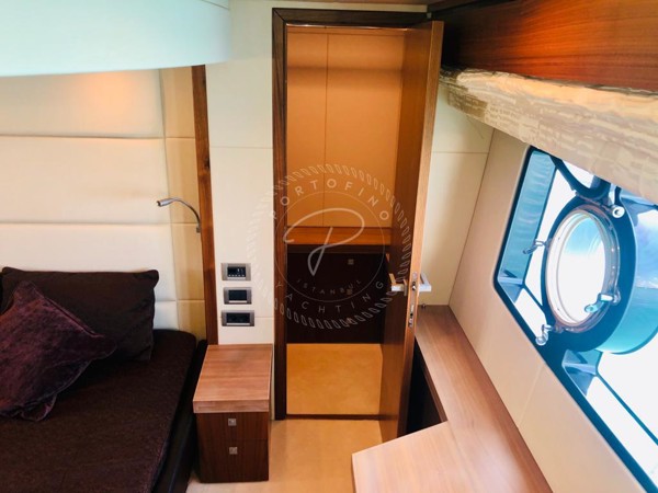 2011 SUNSEEKER MANHATTAN 63