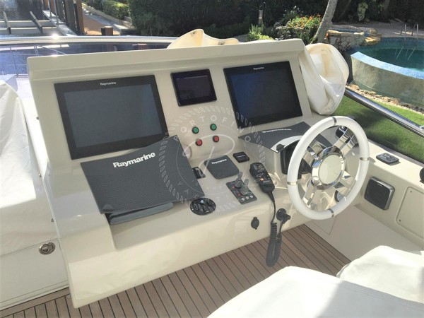 2016 AZIMUT 66 FLY