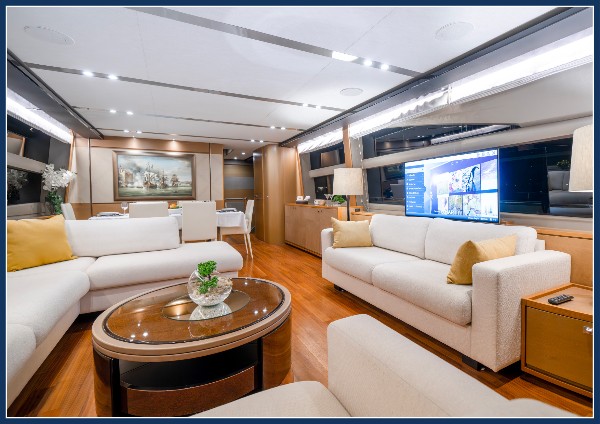 2014 PRINCESS 82