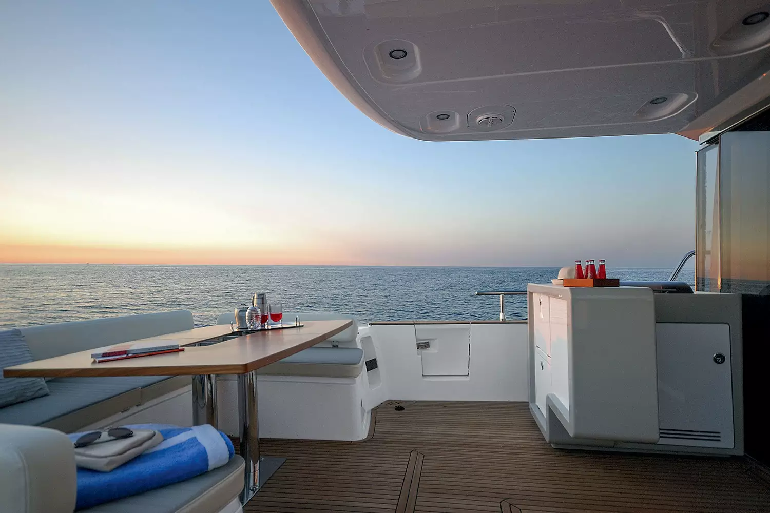 2020 AZIMUT MAGELLANO 53