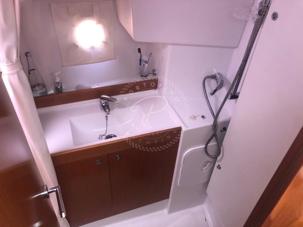 2010 BENETEAU SWIFT TRAWLER 34
