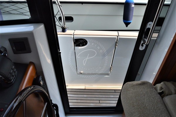 2015 BENETEAU SWIFT TRAWLER 44