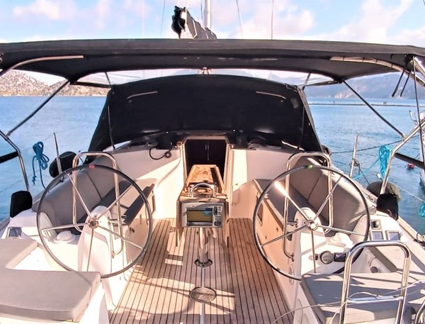 2011 DUFOUR 405 GRAND LARGE