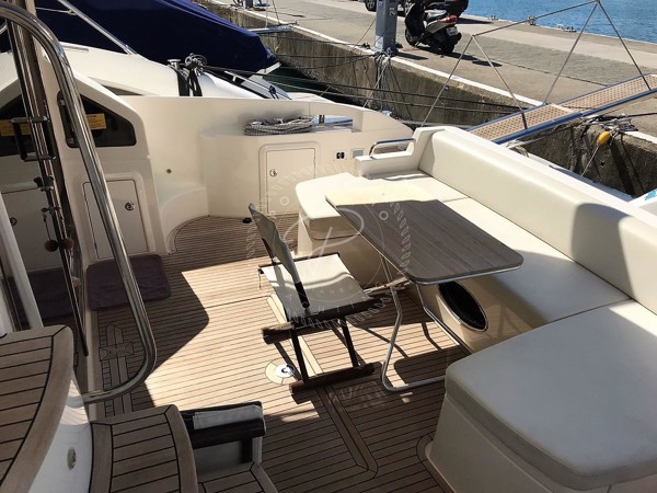 2010 AZIMUT 53 FLY