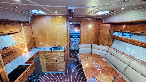 2009 BAVARIA 42 SPORT HT