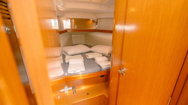 2008 BENETEAU OCEANIS 40 
