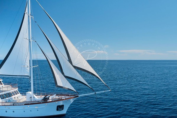 2019 CUSTOM GULET 48M