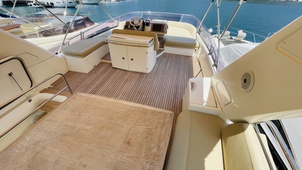 2011 PRESTIGE 60 FLY