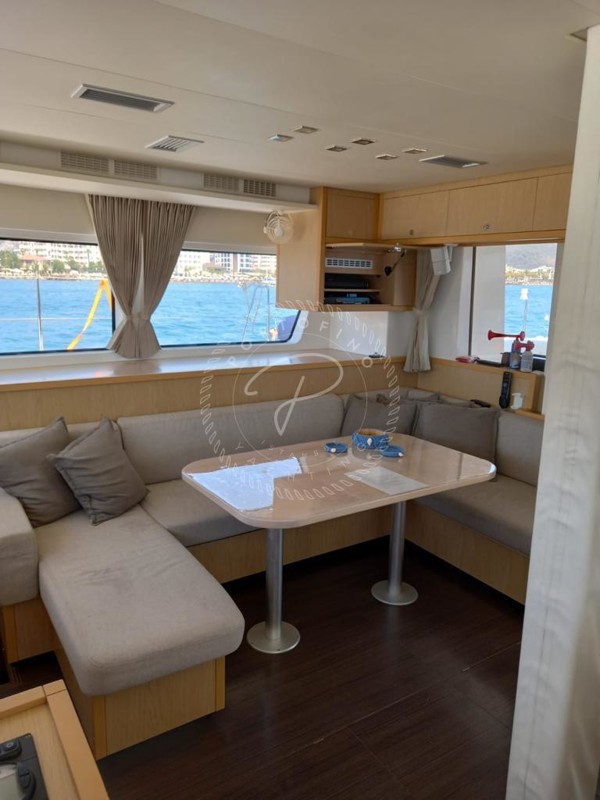 2013 LAGOON 52