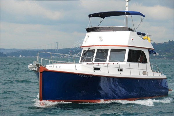 2009 LARUS 42 FLY
