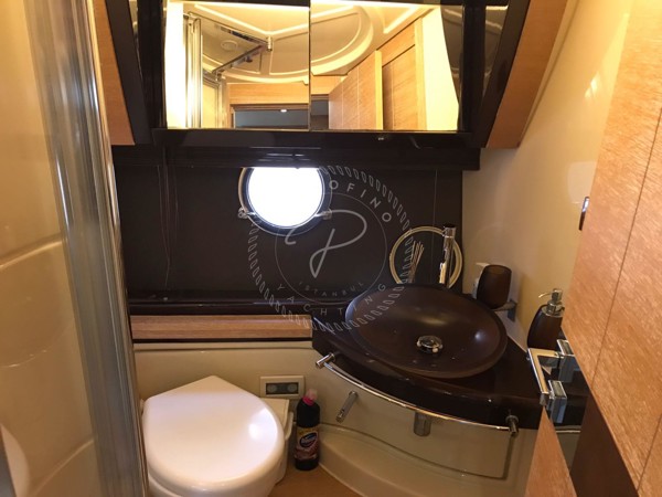 2010 AZIMUT 53 FLY