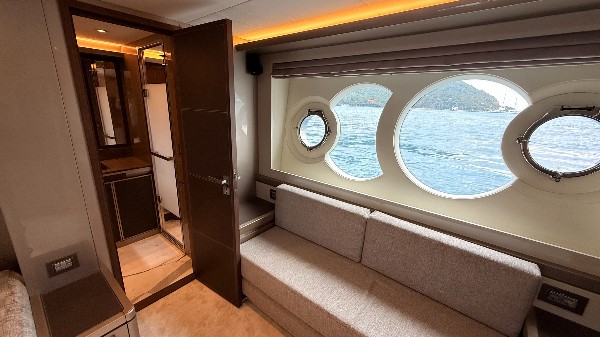 2020 MONTE CARLO YACHTS MCY 80