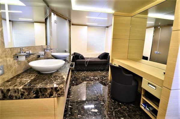 2014 BENETTI CLASSIC SUPREME 132
