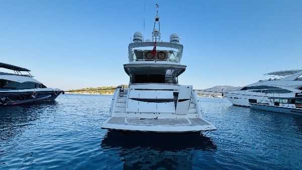 2010 SUNSEEKER MANHATTAN 70