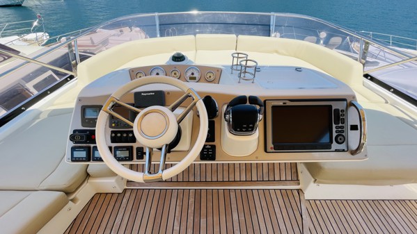 2011 PRESTIGE 60 FLY