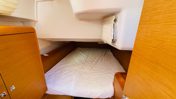 2013 JEANNEAU SUN ODYSSEY 409