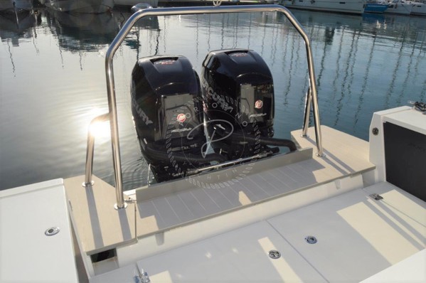 2018 AXOPAR 37 CABIN