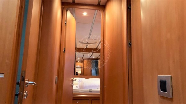 2009 NUMARINE 55 FLY