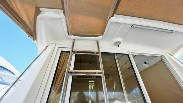 2008 BENETEAU ANTARES 9