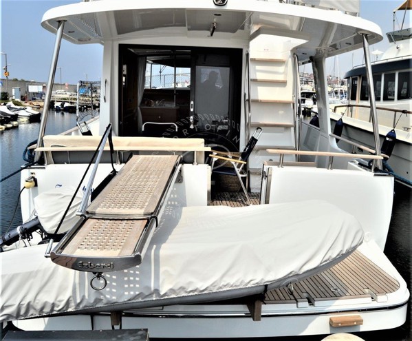 2015 BENETEAU SWIFT TRAWLER 44