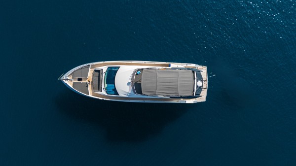 2017 NUMARINE 62 FLY