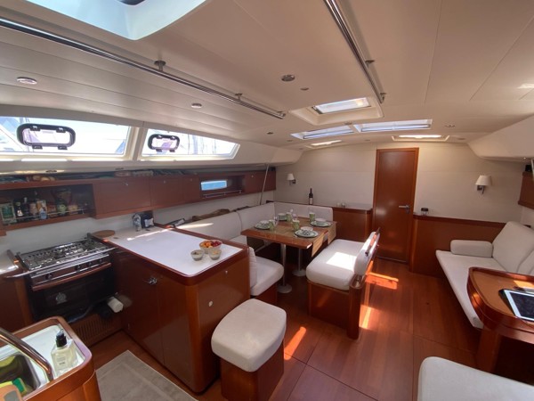 2012 BENETEAU OCEANIS 54