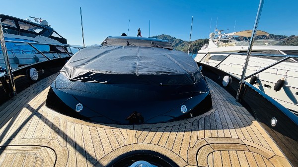 2004 SUNSEEKER PREDATOR 82