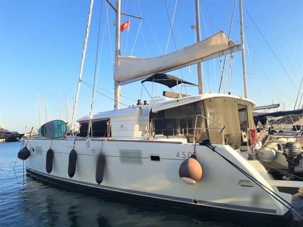 2014 LAGOON 450 F