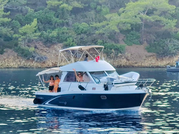 2008 BENETEAU ANTARES 9