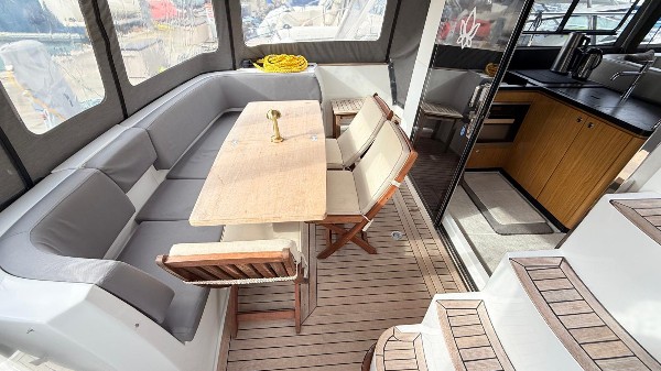 2015 AZIMUT MAGELLANO 43