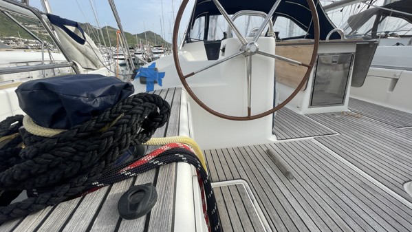 2015 DUFOUR 500