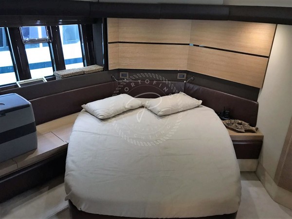 2010 AZIMUT 53 FLY