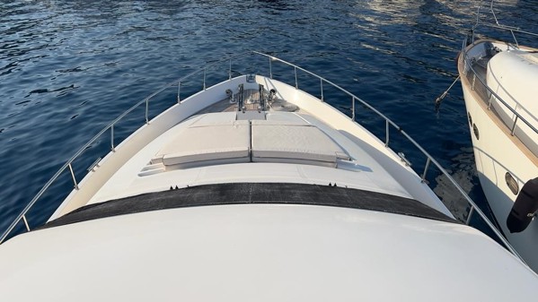 2002 FERRETTI 680 