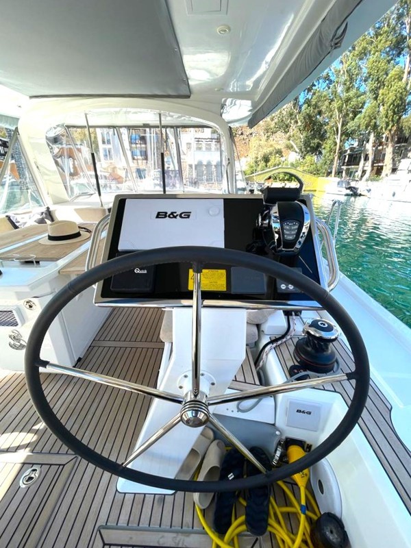 2021 BENETEAU OCEANIS 51.1