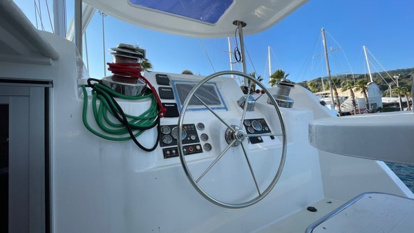 2013 LEOPARD 48