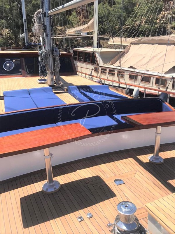 1994 CUSTOM KETCH 24M