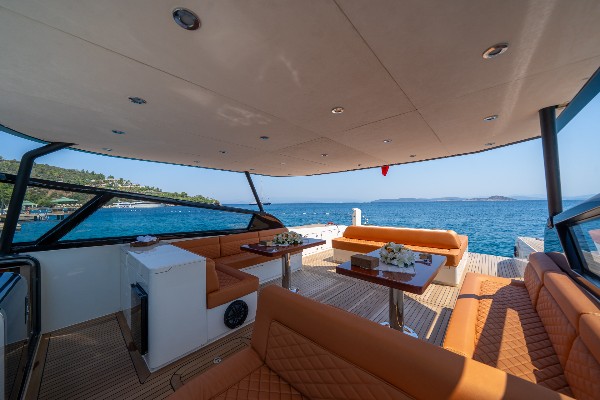 2025 MOTOR YACHT 18.5 M