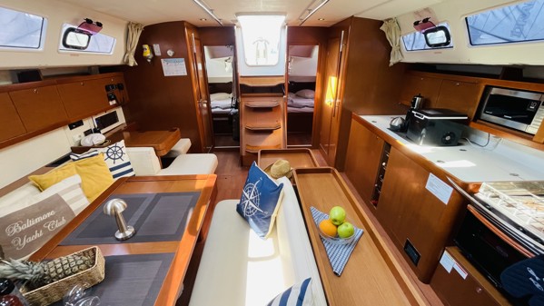 2011 BENETEAU OCEANIS 50