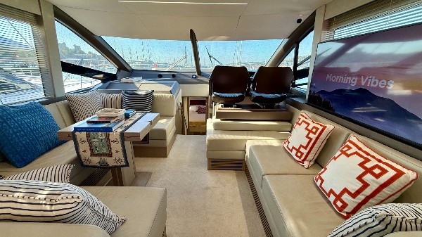 2018 SUNSEEKER MANHATTAN 52